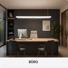 Modernes Büro mit linearer Pendelleuchte