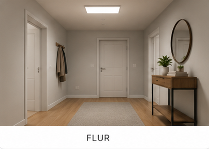 Beleuchteter Flur mit Deckenleuchten